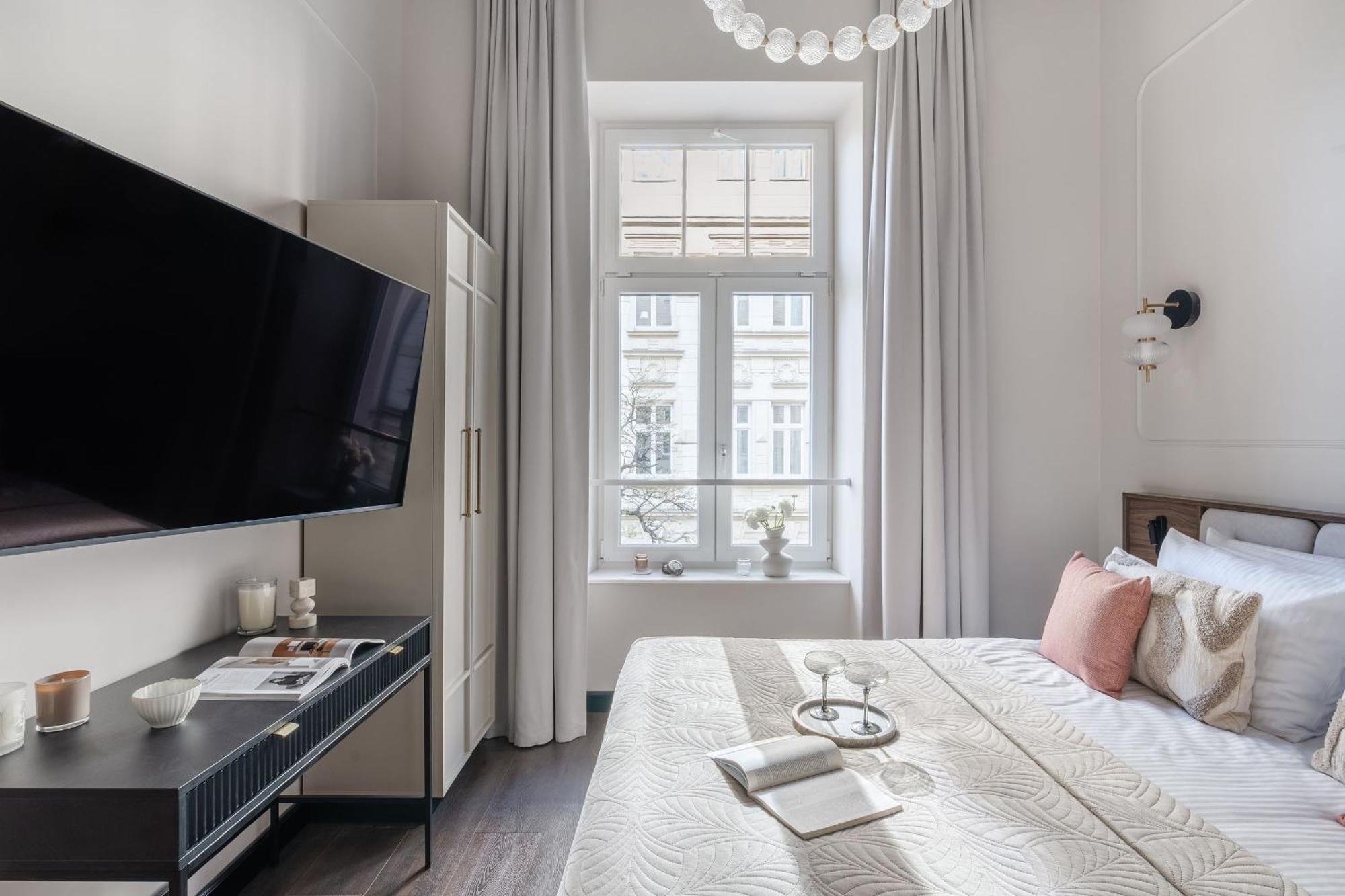 Superior Studio Apartment